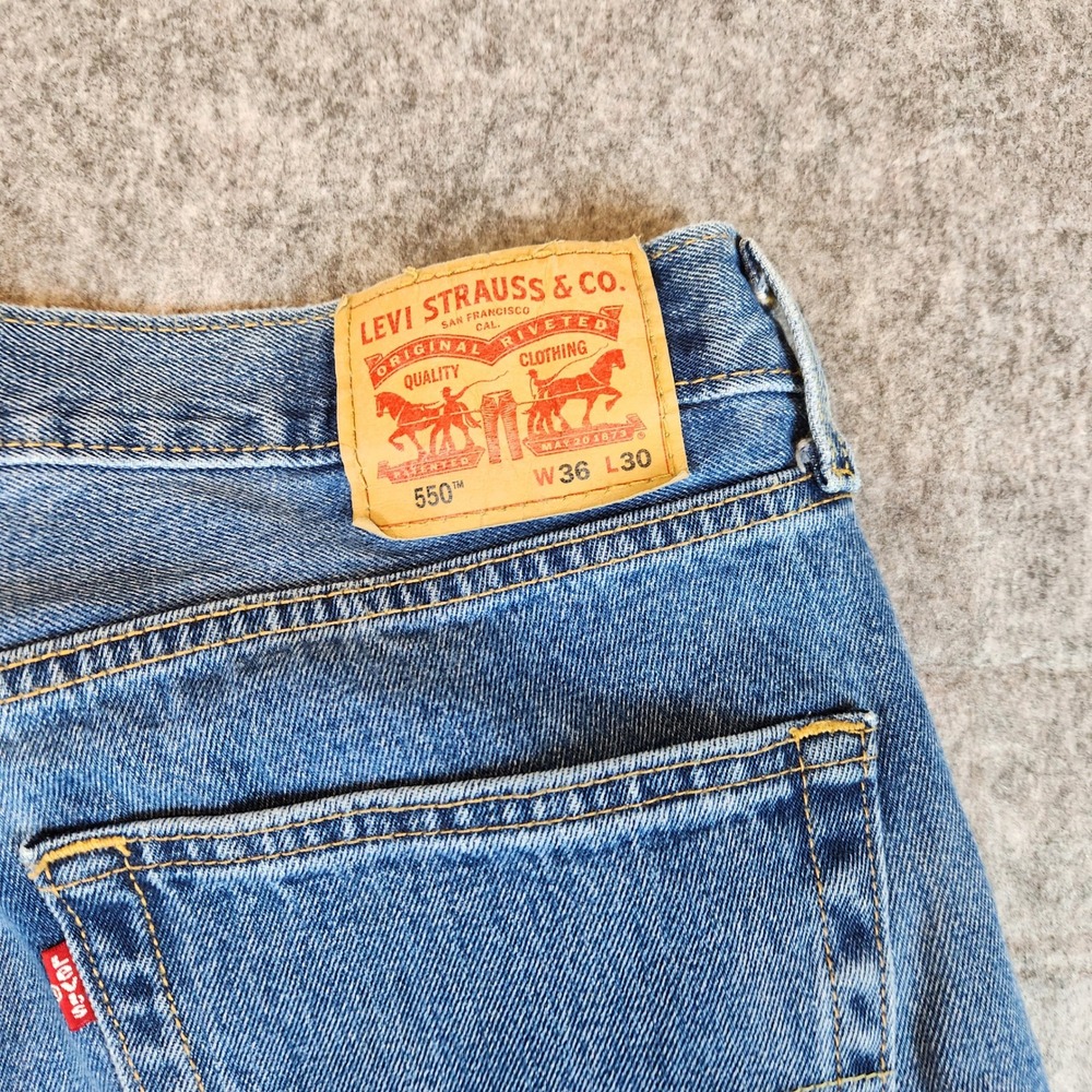 Levis 550 Lot 3 Relaxed Fit Jeans Men 36x30 Blue Tapered Leg Denim Casual Zip - Picture 14 of 16